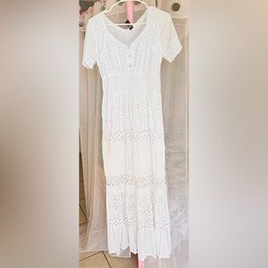 Women's White Crochet Lace Maxi Dress